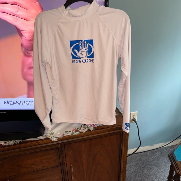 Body Glove White Long Sleeve Rash Guard Size Large but runs like SMALL - Picture 1 of 5